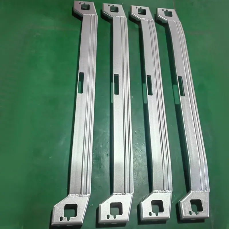 Штампованные детали автомобильных бамперов.3